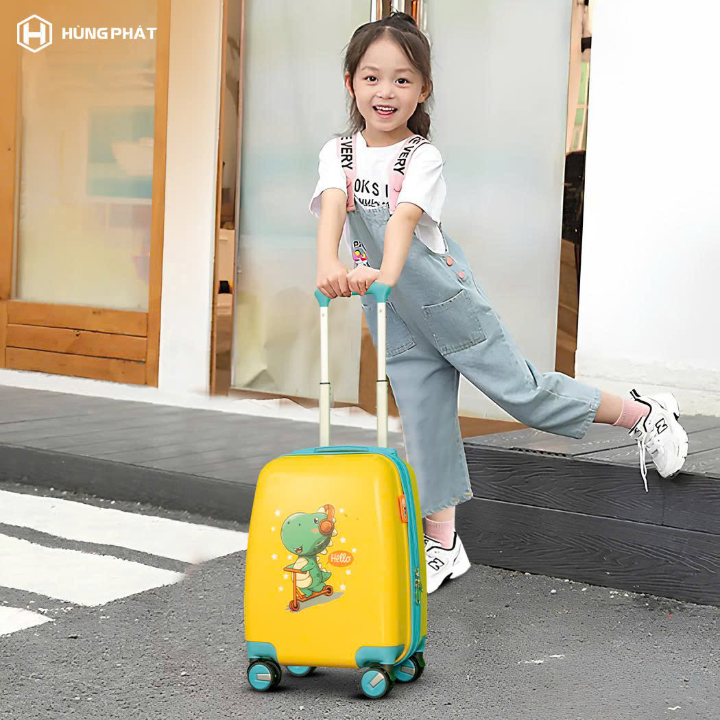 pika-876-kids-hard-shell-suitcase