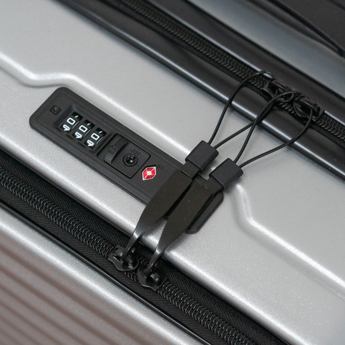 travelking-627-plastic-hard-suitcase