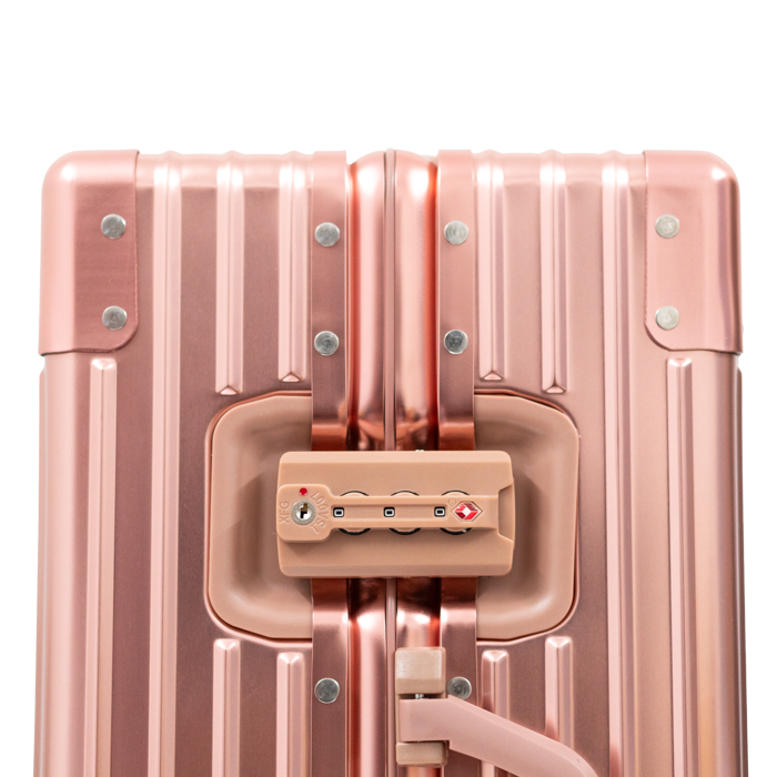 vali-nhom-nguyen-khoi-travelking1805