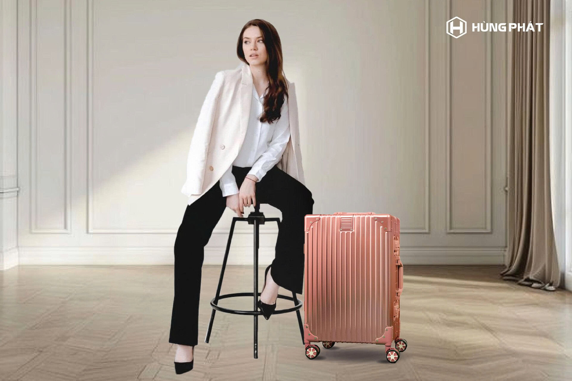business-suitcase-accompanies-for-every-career-move