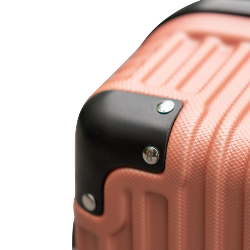 uzo-225-plastic-suitcase
