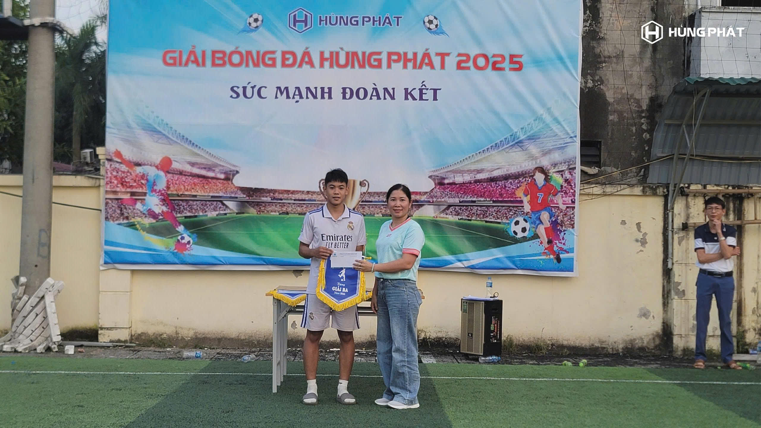 su-kien-bong-da-thuong-nien-tai-hung-phat-2025