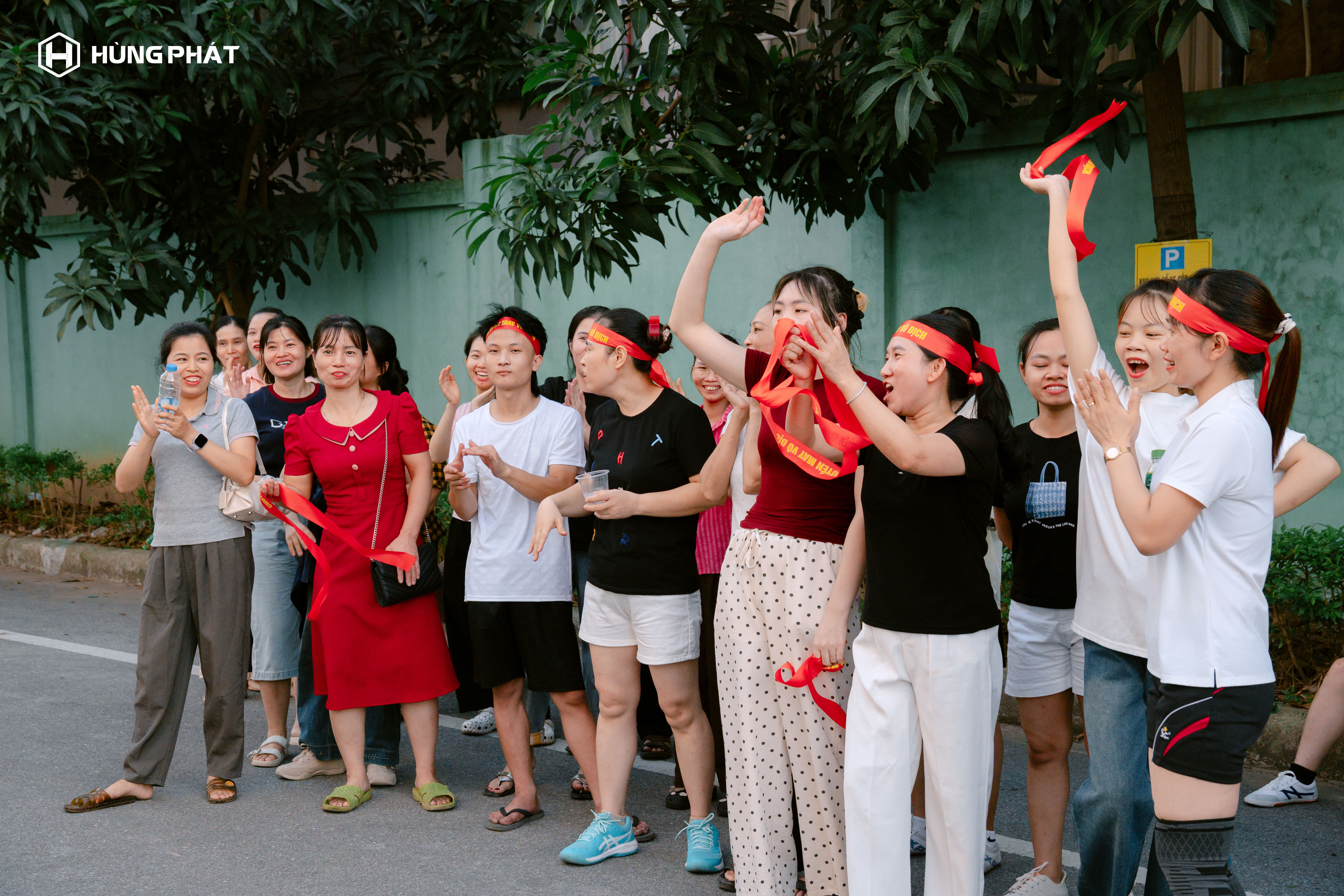 Hoạt động 20/10 tại Hùng Phát gắn kết và lan tỏa tinh thần đoàn kết 8 hoat-dong-noi-bo-gop-phan-tao-co-hoi-ket-noi-giua-cac-thanh-vien